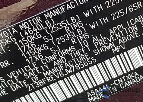 2018 Toyota Rav4 Le z USA, uszkodzony, nr VIN 2T3BFREV8JW785655